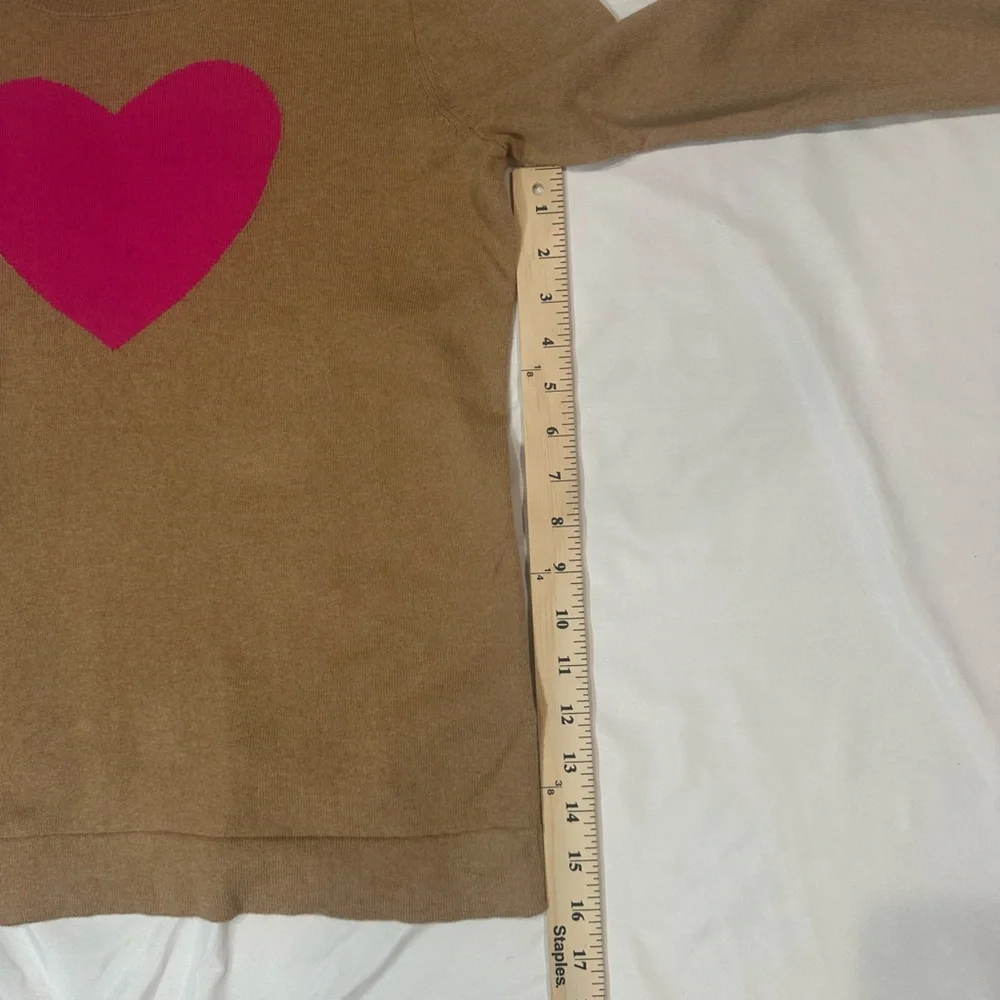 J. Crew Women's Light brown /Tan Long Sleeve w/ Pink Heart- medium- Cotton - Picture 8 of 14